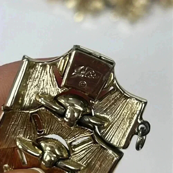 Vintage signed Coro Parure Necklace Bracelet Set rare collectible - Picture 8 of 9